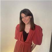 Graduada en farmacia, con inicio de óptica. Doy clases hasta nivel de carrera de ciencias.